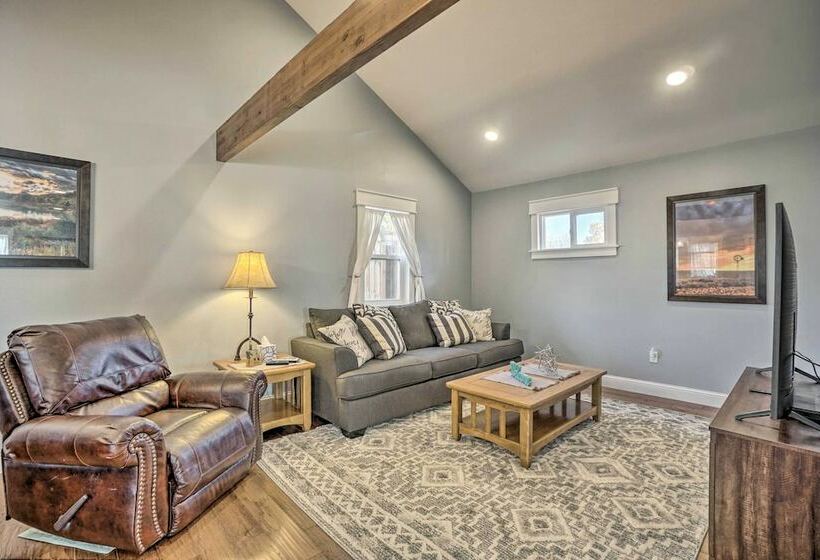 Charming Cheyenne Home ~ 1 Mi To Downtown!