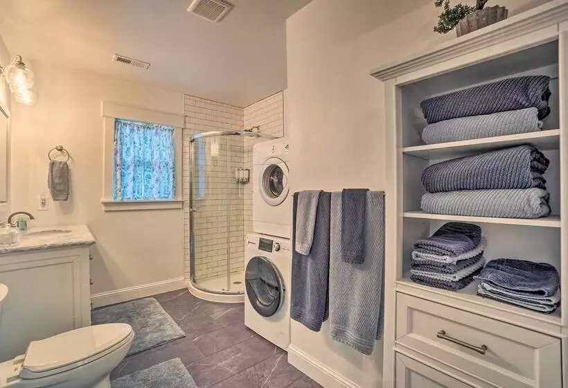 Charming Cheyenne Home ~ 1 Mi To Downtown!