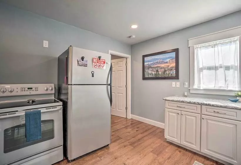 Charming Cheyenne Home ~ 1 Mi To Downtown!