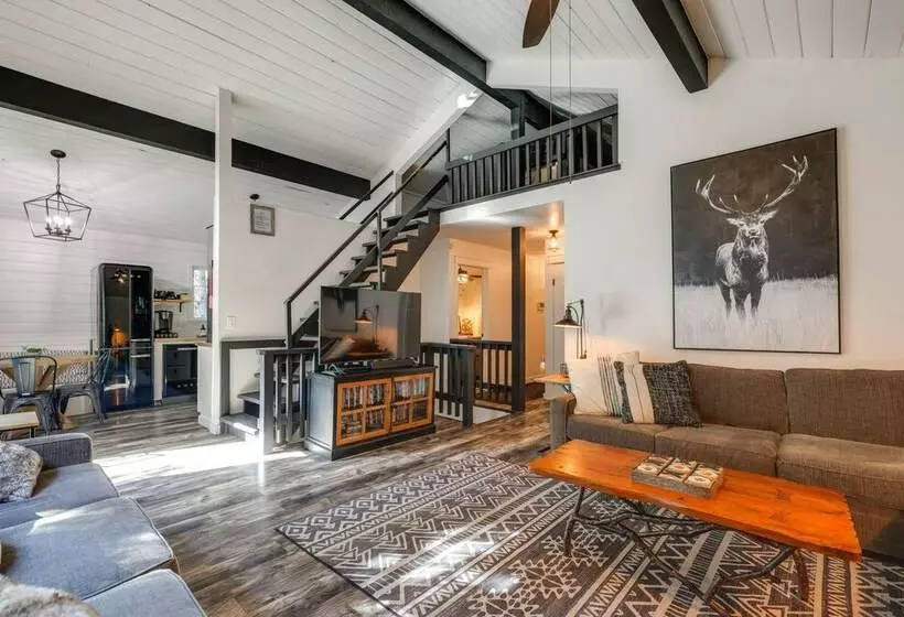 Cold Springs Escape: A/c, Hot Tub, Generator, Wifi