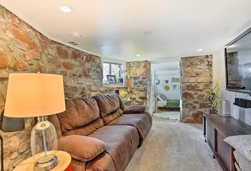 Chic Rapid City Escape Near Mount Rushmore!