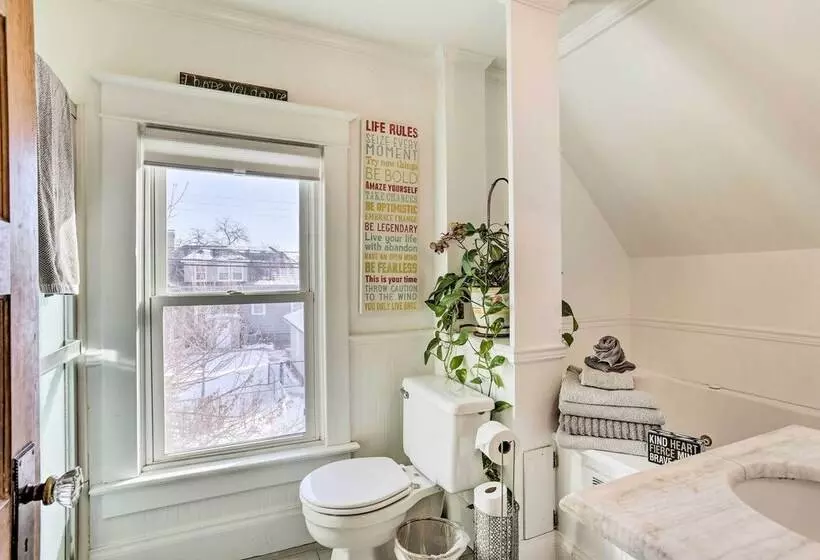Chic Rapid City Escape Near Mount Rushmore!