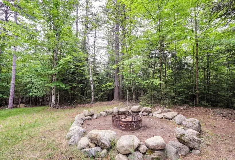 Cozy Elizabethtown Cabin W/ Fire Pit!