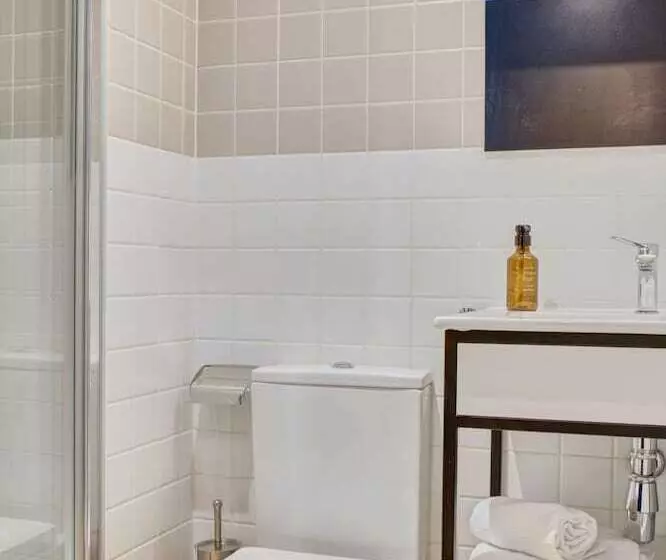 Estudios Y Habitaciones Modernas En Pamplona, Sk