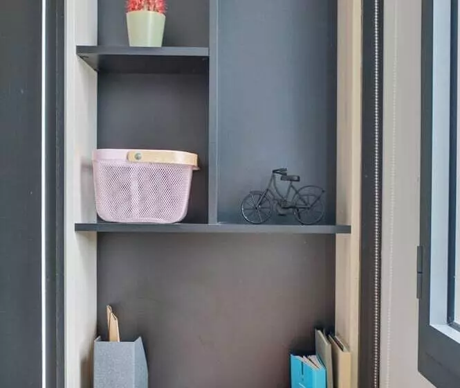 Estudios Y Habitaciones Modernas En Pamplona, Sk