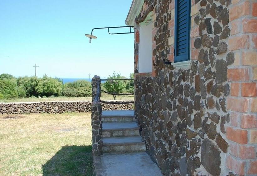 Сельский отель Agriturismo Vicino Al Mare Gulunie