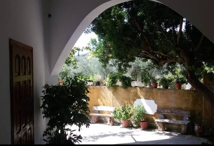 La Cite Family Hotel & Apartments