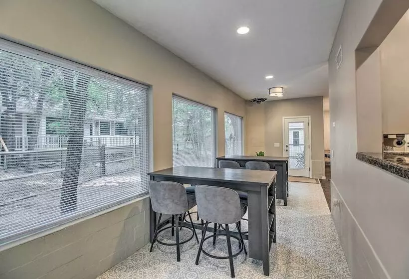 2 Mi To Lake: Marvelous Pinetop Home W/ Fireplaces