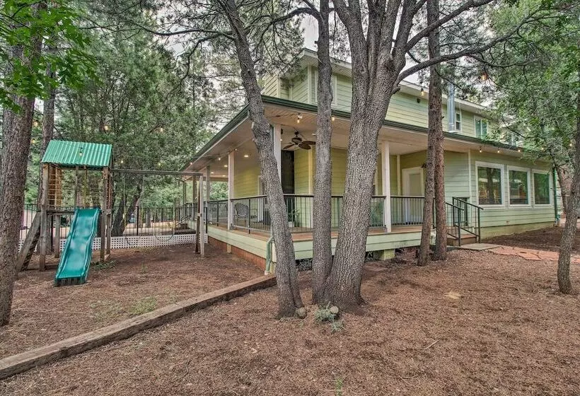 2 Mi To Lake: Marvelous Pinetop Home W/ Fireplaces