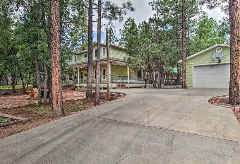 2 Mi To Lake: Marvelous Pinetop Home W/ Fireplaces