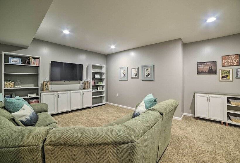 Massanutten Family Retreat: Ski, Golf, & Hike!