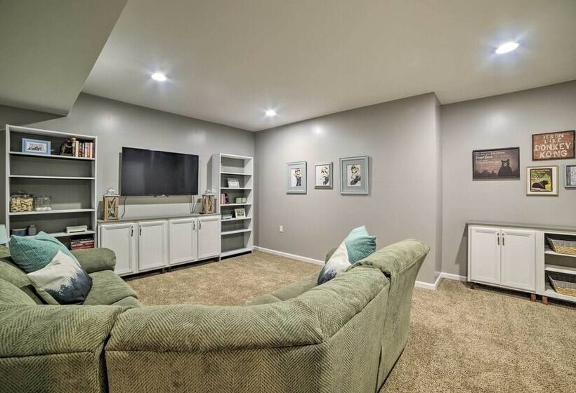 Massanutten Family Retreat: Ski, Golf, & Hike!