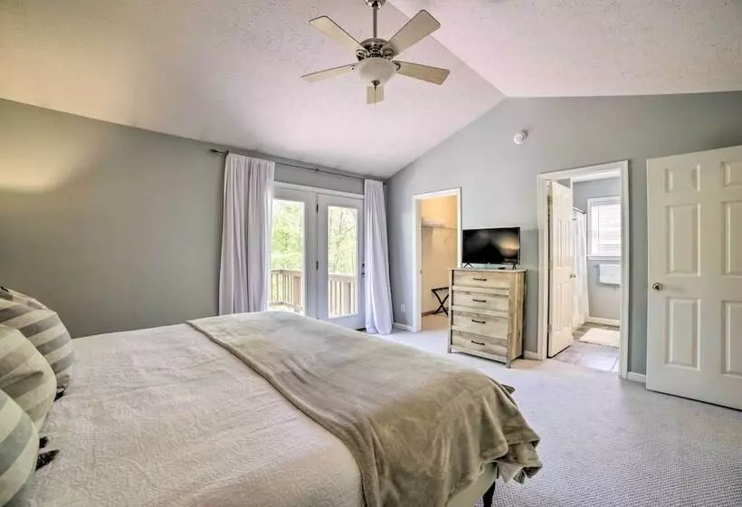 Massanutten Family Retreat: Ski, Golf, & Hike!