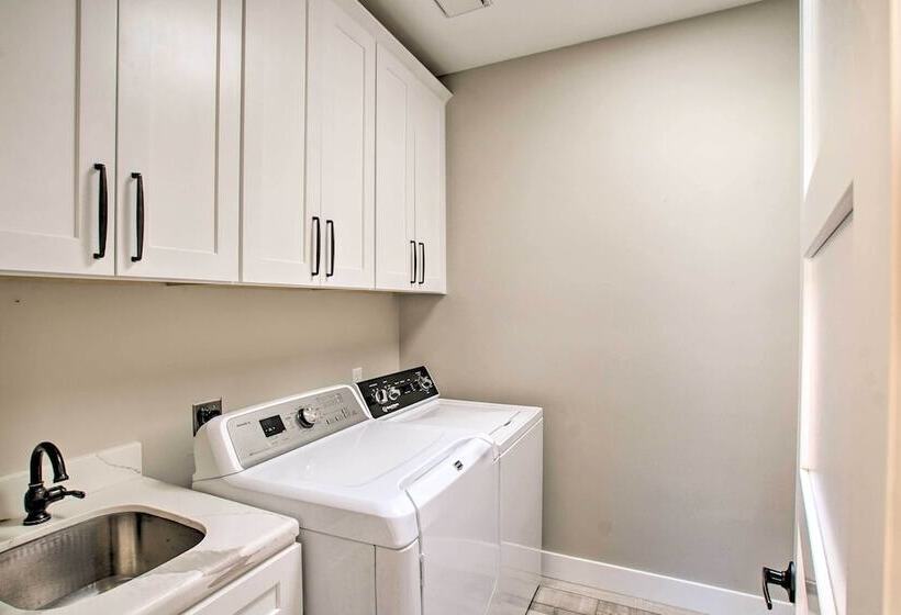 Modern Mesa Escape W/ Pool < 5 Mi To Downtown