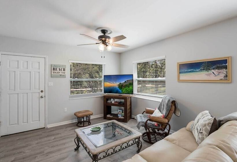 Palmetto Home W/ Manatee River Access!