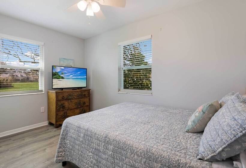 Palmetto Home W/ Manatee River Access!