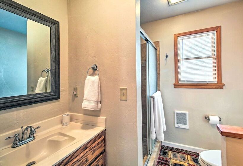 Pet Friendly Cabin In Pinetop Lakeside!