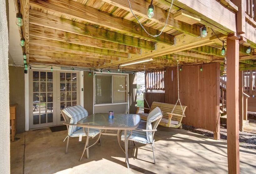 Pet Friendly Lakehouse: View Tower + Fire Pit!