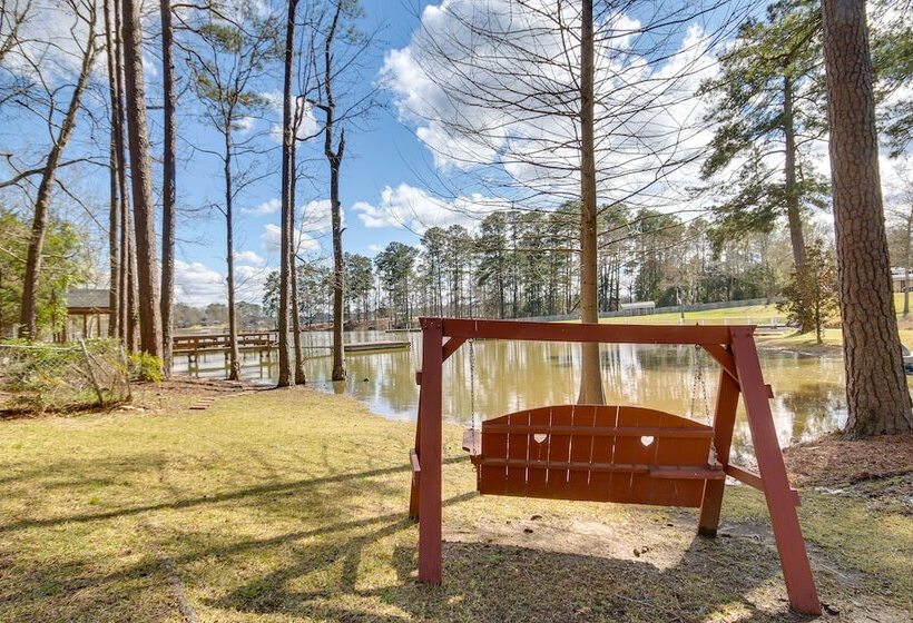 Pet Friendly Lakehouse: View Tower + Fire Pit!