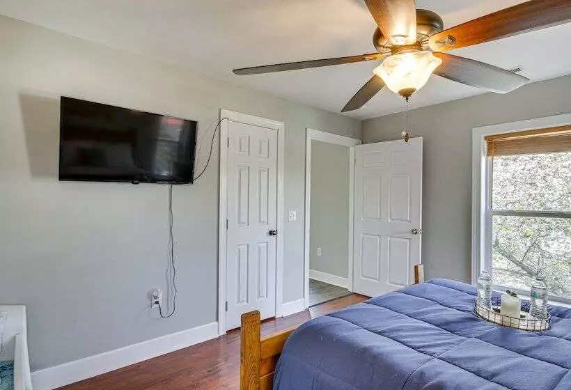 Pet Friendly Lakehouse: View Tower + Fire Pit!