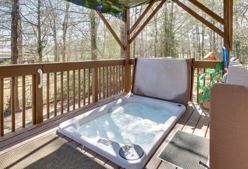 Pet Friendly Lakehouse: View Tower + Fire Pit!