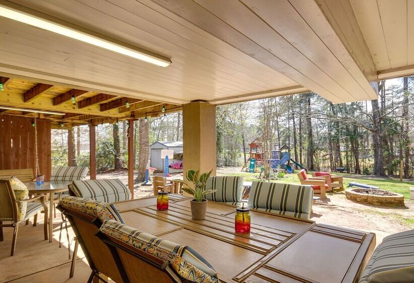 Pet Friendly Lakehouse: View Tower + Fire Pit!