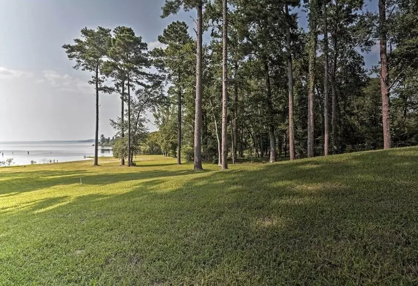 Relaxing Texas Getaway, 1 Mile To Boat Ramp!