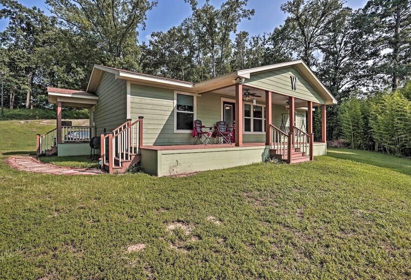 Relaxing Texas Getaway, 1 Mile To Boat Ramp!