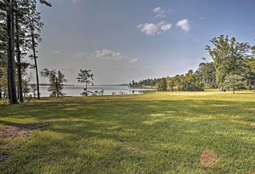 Relaxing Texas Getaway, 1 Mile To Boat Ramp!