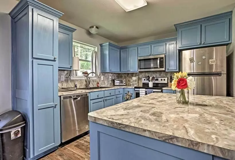 Relaxing Texas Getaway, 1 Mile To Boat Ramp!