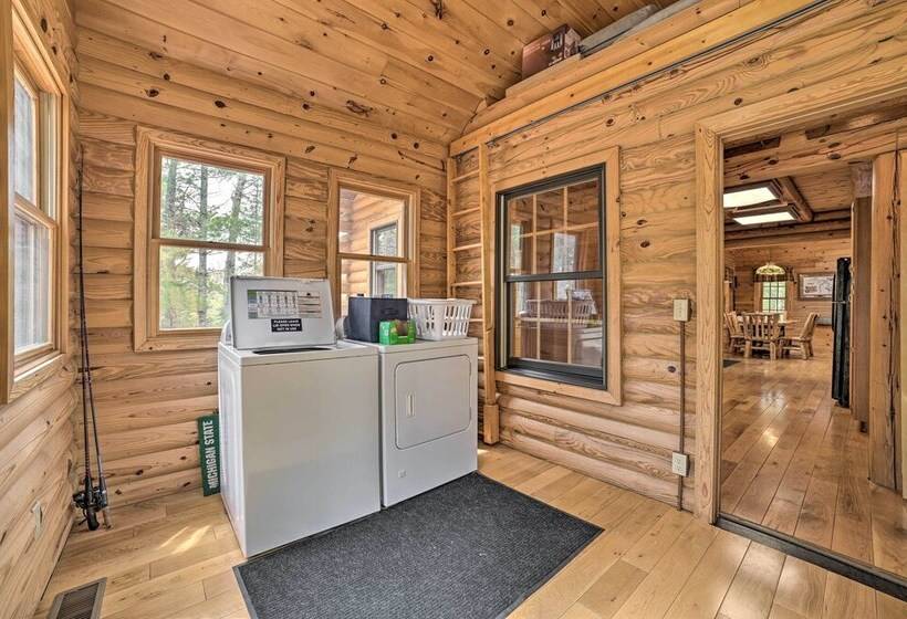 Riverfront Lewiston Cabin W/ Stone Fireplace!