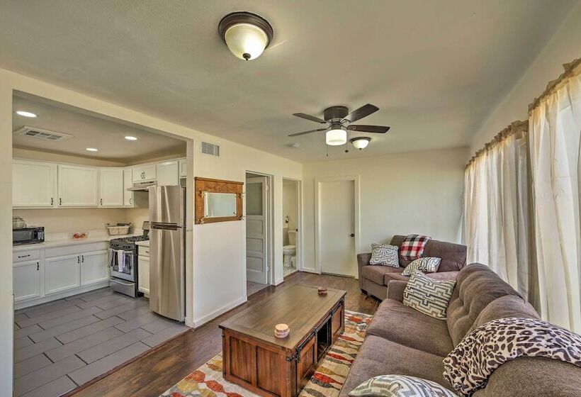 Riverside House W/ Yard ~ 1 Mi To Downtown!