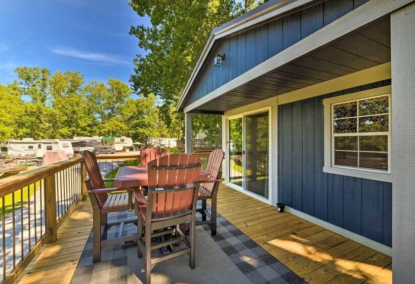 Rustic Dog Friendly Cabin W/ Deck & Fire Pit!