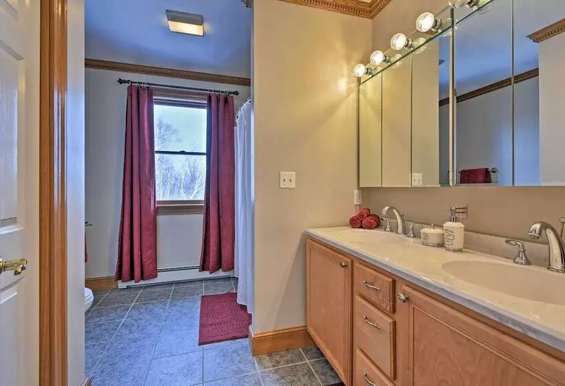 Deck For Entertaining: Belmont Group Getaway