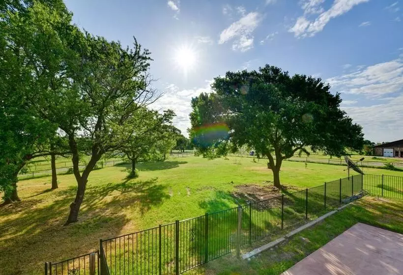 Private Pool: Pilot Point Home On 45 Acres