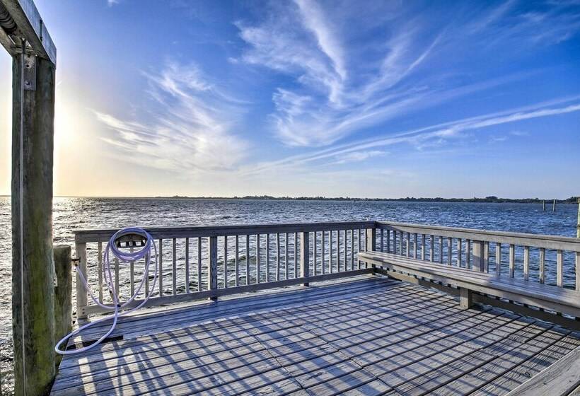 Bayfront Palmetto Retreat With Pool, Spa & Dock!