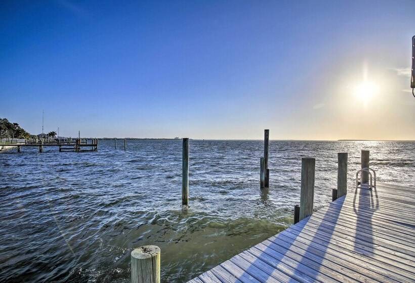 Bayfront Palmetto Retreat With Pool, Spa & Dock!