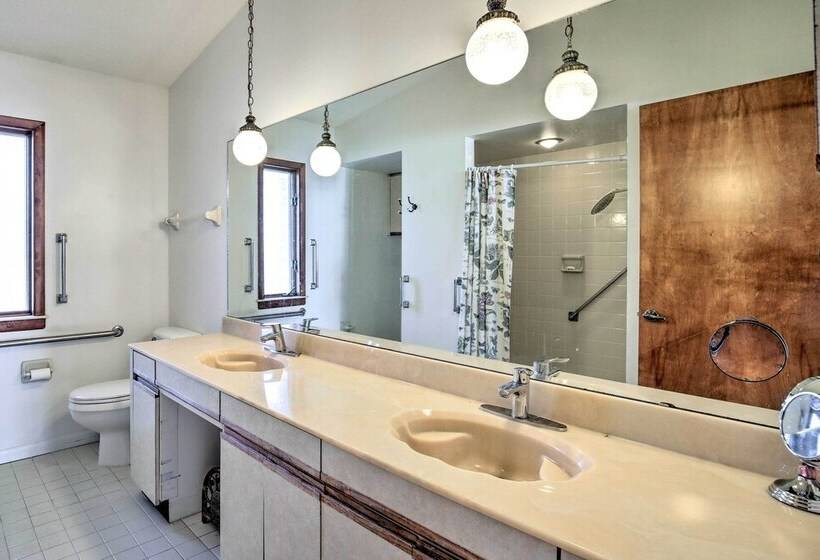 Bayfront Palmetto Retreat With Pool, Spa & Dock!