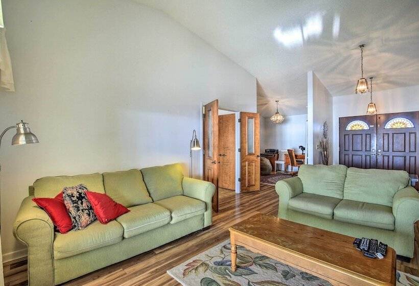 Bayfront Palmetto Retreat With Pool, Spa & Dock!