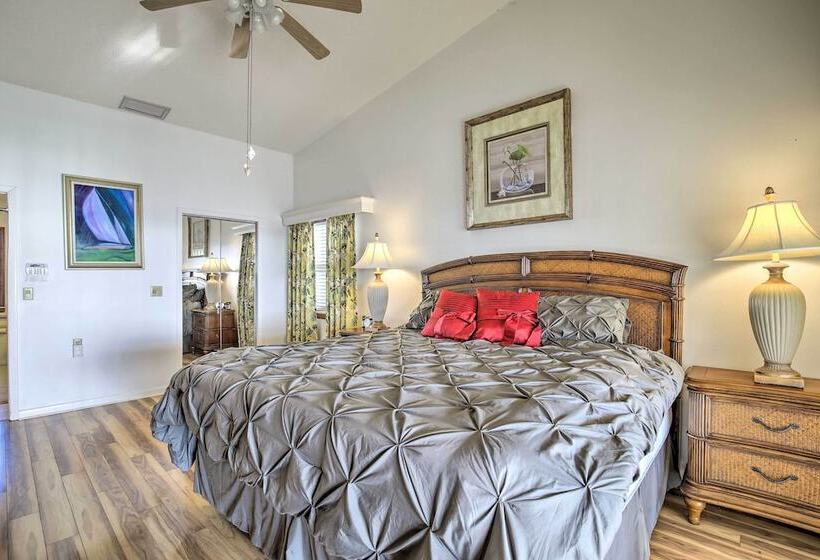 Bayfront Palmetto Retreat With Pool, Spa & Dock!