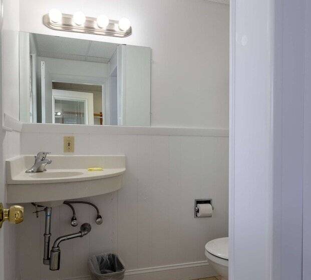 The Gull Oceanside Inn & Motel