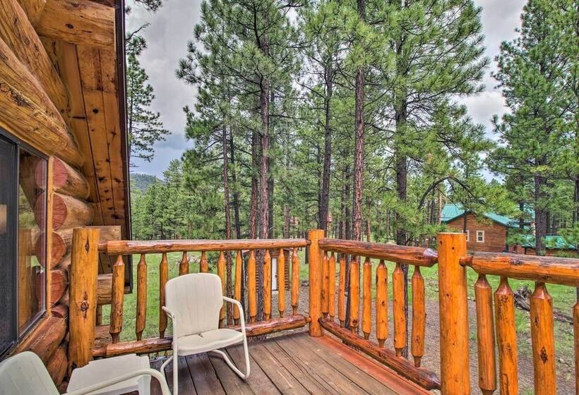 Tranquil Mountain Cabin In Greer W/ Game Room!