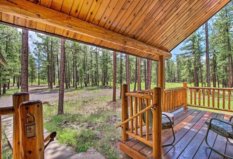 Tranquil Mountain Cabin In Greer W/ Game Room!