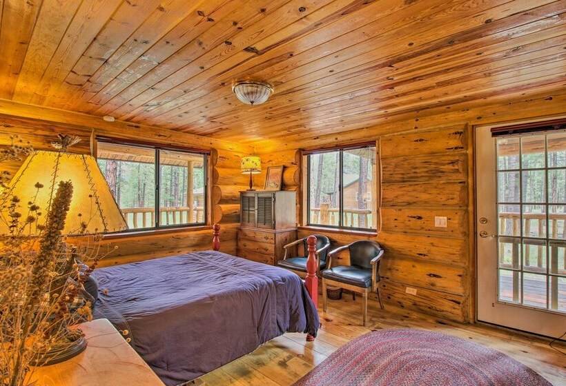 Tranquil Mountain Cabin In Greer W/ Game Room!