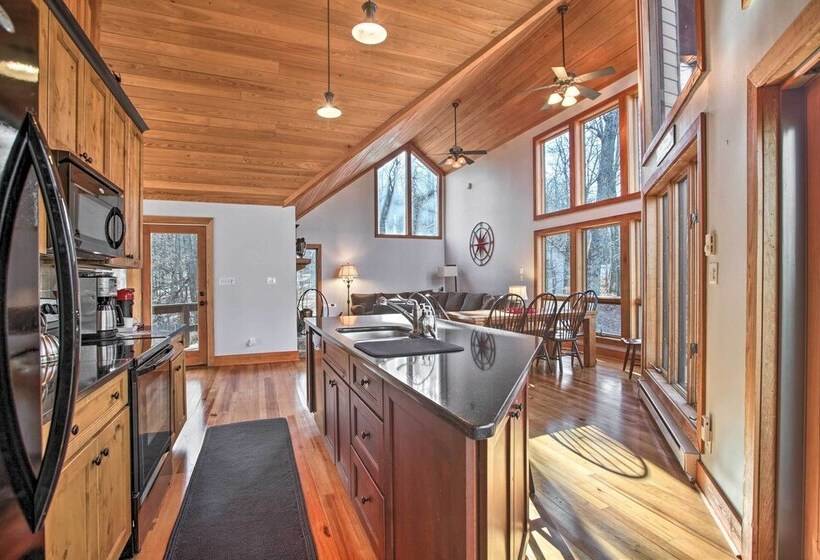 Upscale Wintergreen Resort Home W/golf Course View