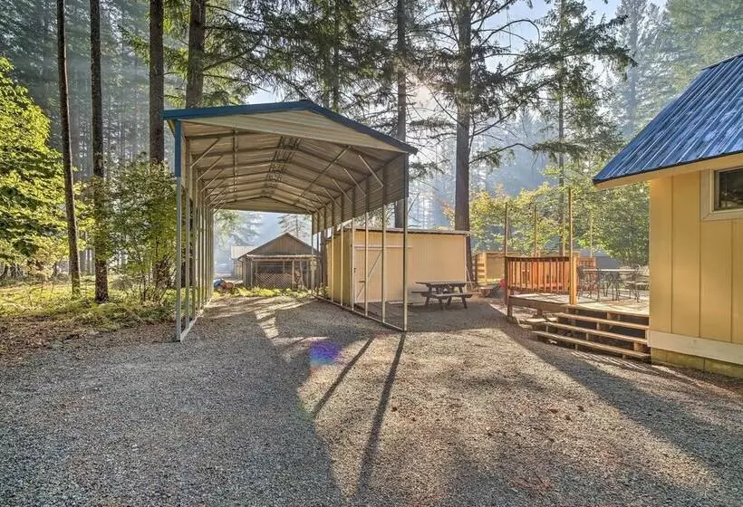 Wandering Elk  Cabin Retreat W/ Golf Access!