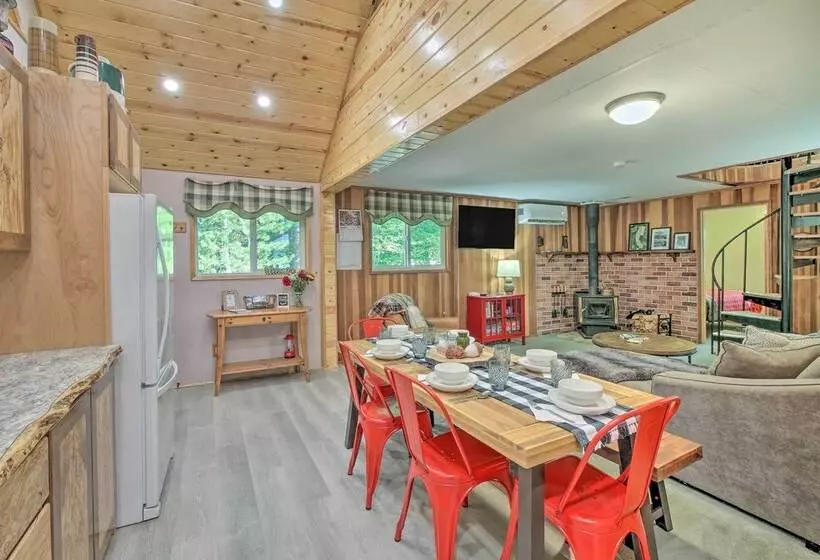 Wandering Elk  Cabin Retreat W/ Golf Access!