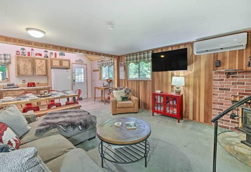 Wandering Elk  Cabin Retreat W/ Golf Access!