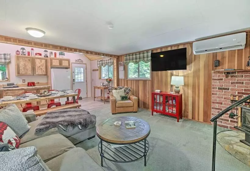 Wandering Elk  Cabin Retreat W/ Golf Access!