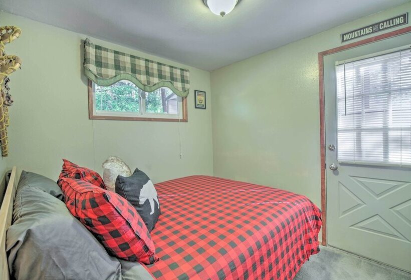 Wandering Elk  Cabin Retreat W/ Golf Access!